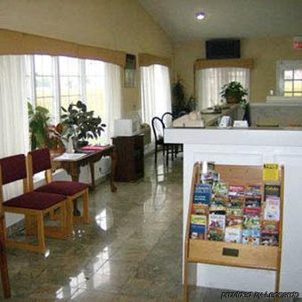 Harrisonville Inn & Suites Inreriör bild